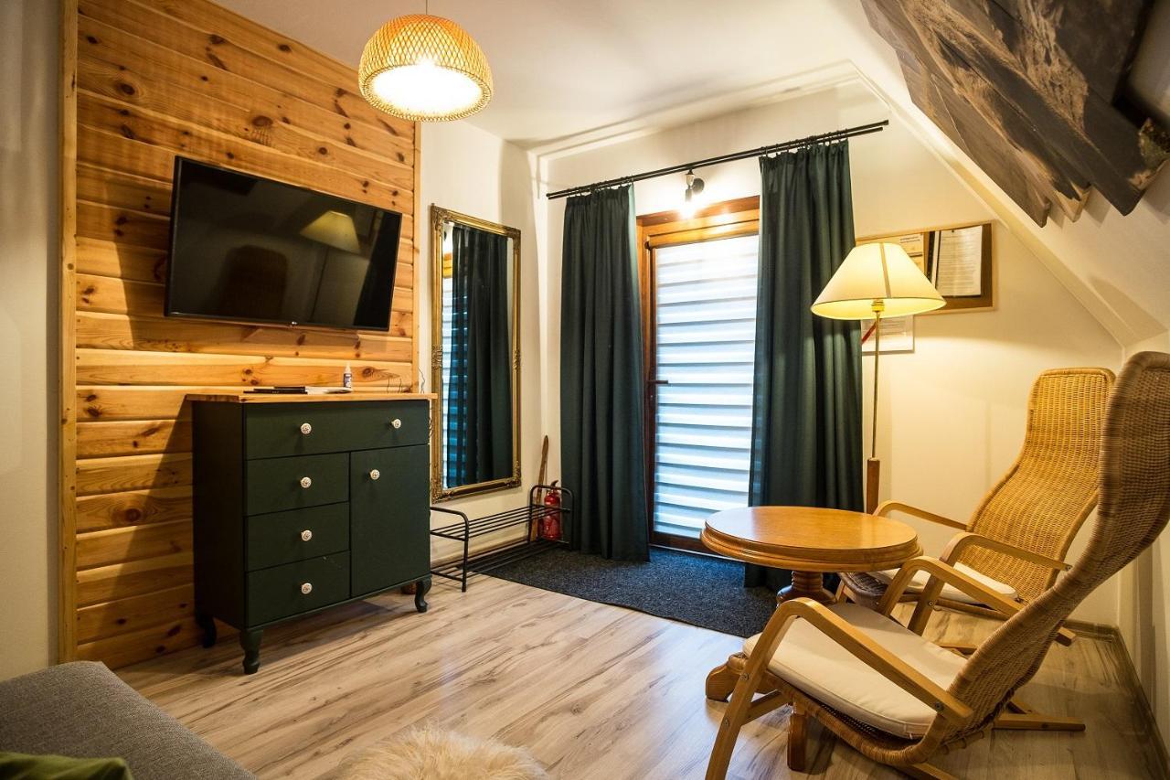 Apartamenty Magiczny Kacik โปโรนิน ภายนอก รูปภาพ