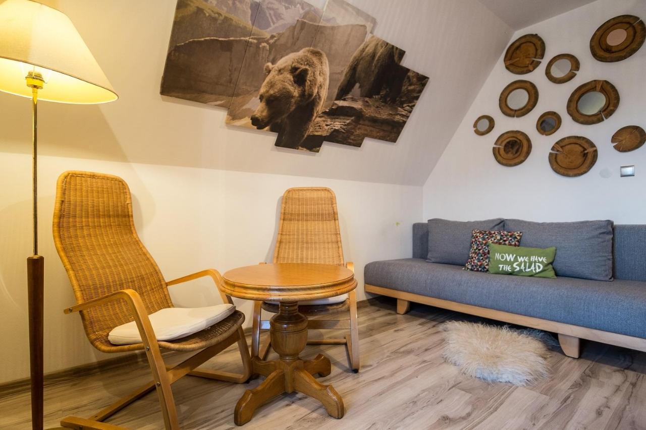 Apartamenty Magiczny Kacik โปโรนิน ภายนอก รูปภาพ