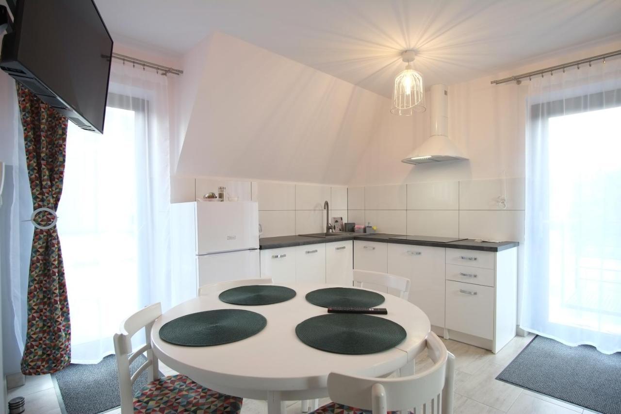 Apartamenty Magiczny Kacik โปโรนิน ภายนอก รูปภาพ