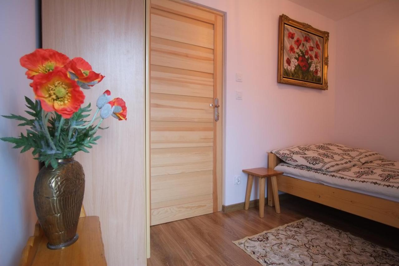 Apartamenty Magiczny Kacik โปโรนิน ภายนอก รูปภาพ