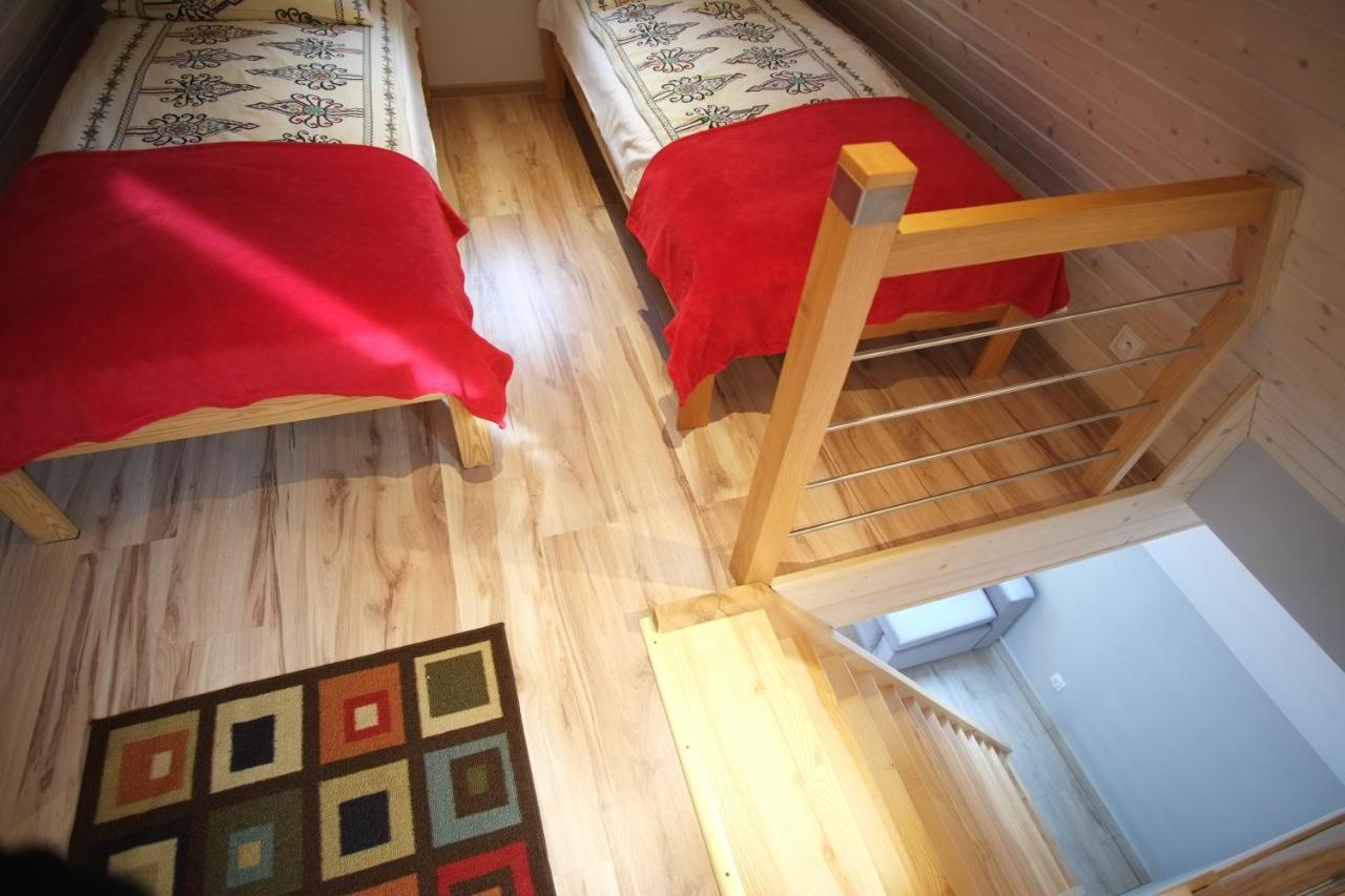Apartamenty Magiczny Kacik โปโรนิน ภายนอก รูปภาพ